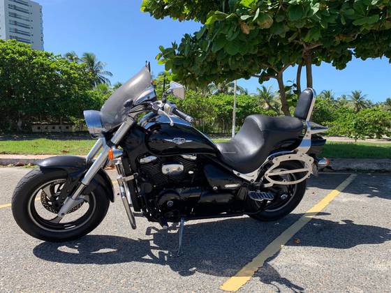 SUZUKI BOULEVARD M800 